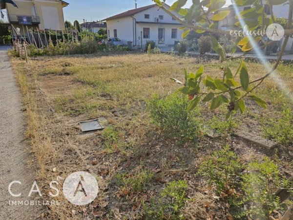 terreno edificabile in vendita a Cesenatico in zona Villamarina