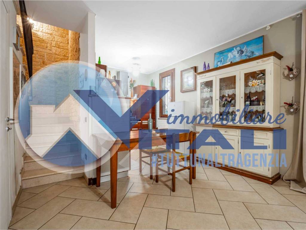 casa indipendente in vendita a Cesenatico in zona Villamarina