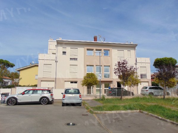 appartamento in vendita a Cesenatico in zona Villamarina