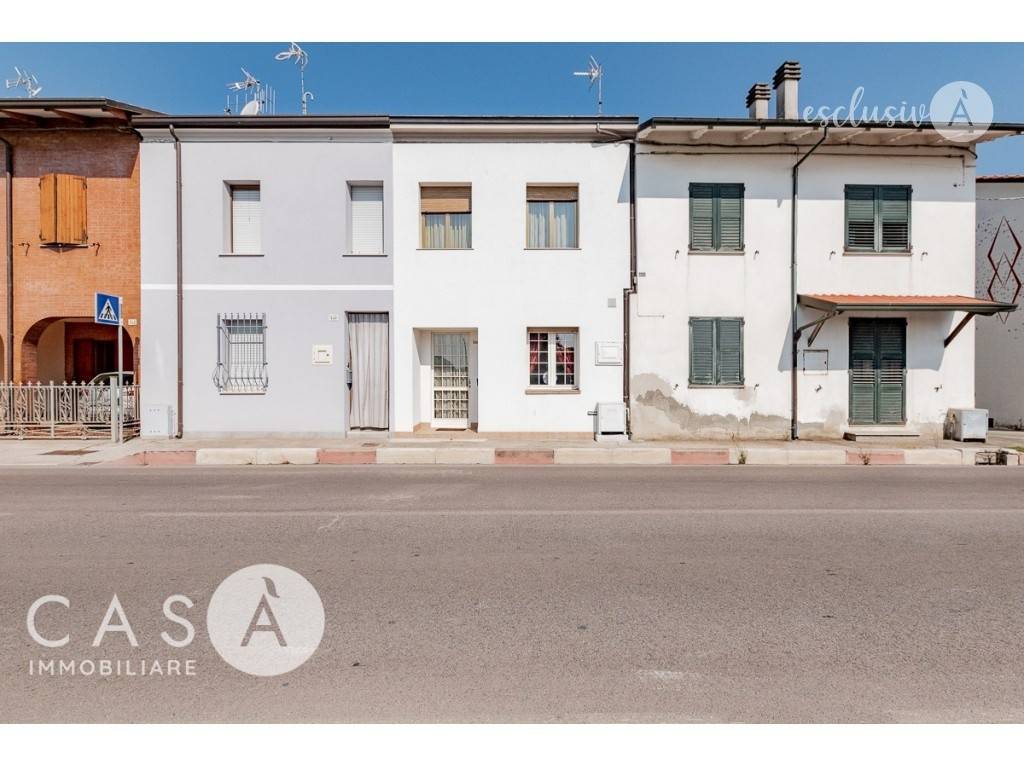 casa indipendente in vendita a Cesenatico in zona Villalta