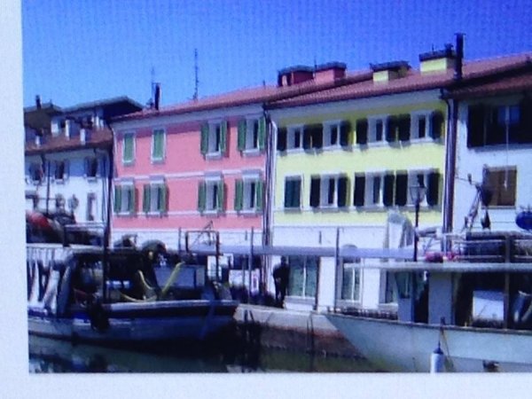 negozio in vendita a Cesenatico
