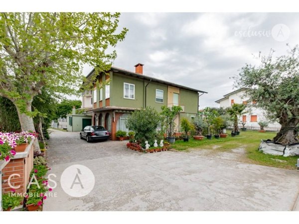 appartamento in vendita a Cesenatico in zona Sala