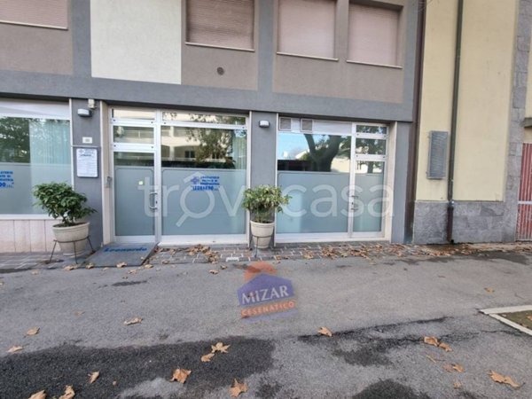 negozio in vendita a Cesenatico