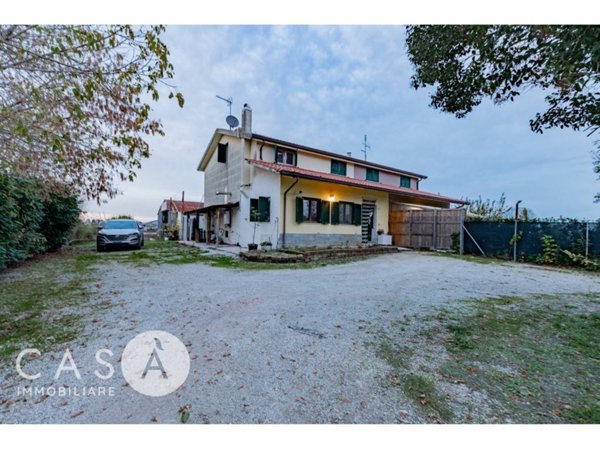 casa indipendente in vendita a Cesenatico