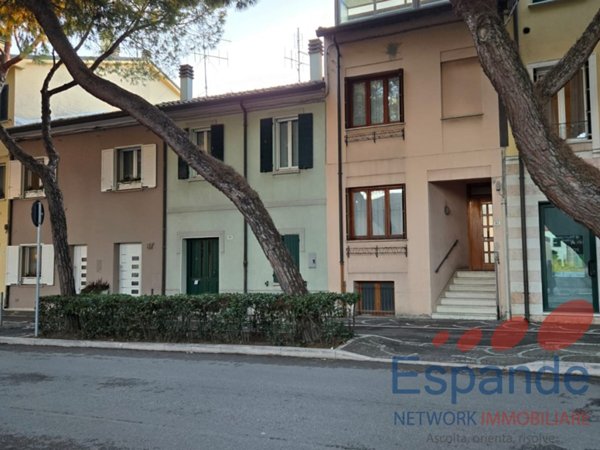 casa indipendente in vendita a Cesenatico