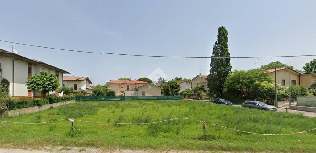 terreno edificabile in vendita a Cesenatico