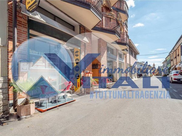negozio in vendita a Cesenatico