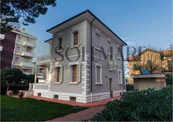 casa indipendente in vendita a Cesenatico
