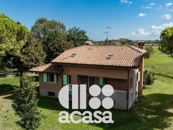 casa indipendente in vendita a Cesenatico in zona Bagnarola