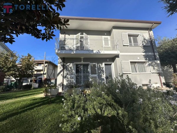 casa indipendente in vendita a Cesenatico in zona Sala