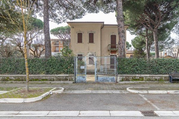 casa indipendente in vendita a Cesenatico