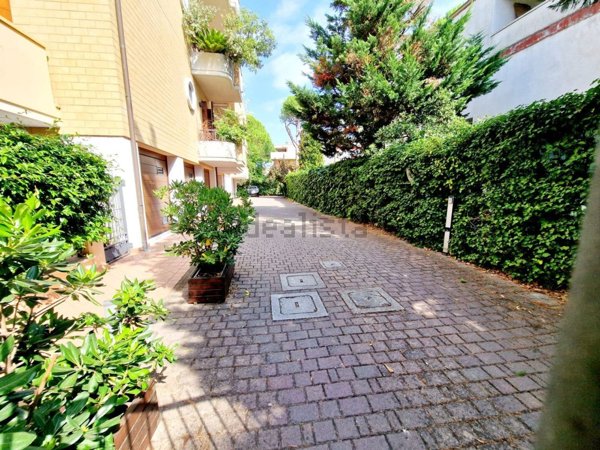 appartamento in vendita a Cesenatico in zona Sala