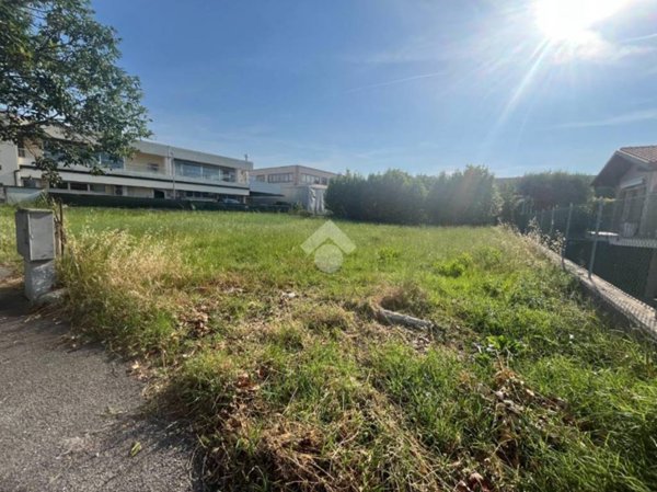 casa indipendente in vendita a Cesenatico in zona Bagnarola