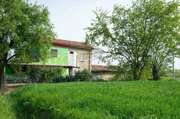 casa indipendente in vendita a Cesenatico in zona Sala