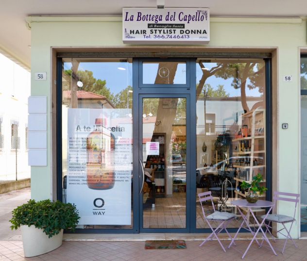 negozio in vendita a Cesenatico