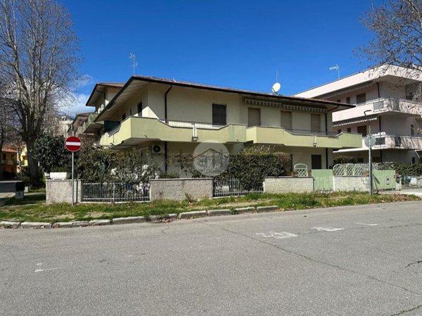appartamento in vendita a Cesenatico in zona Valverde
