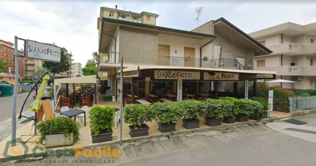 ufficio in vendita a Cesenatico in zona Valverde