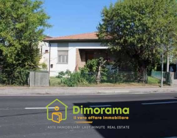 casa indipendente in vendita a Cesenatico in zona Borella