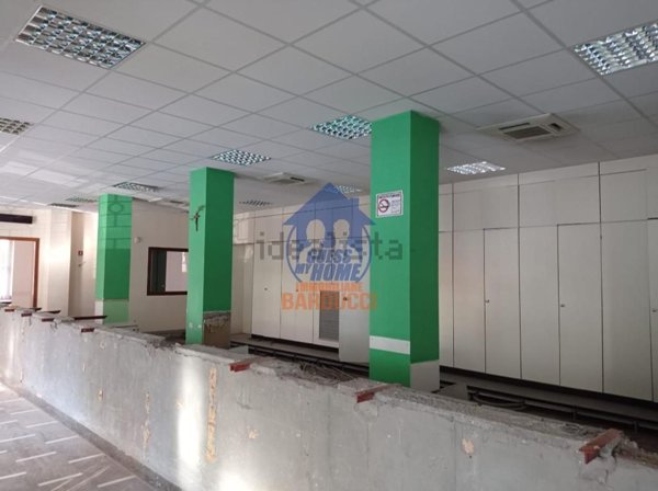 ufficio in vendita a Cesenatico in zona Sala