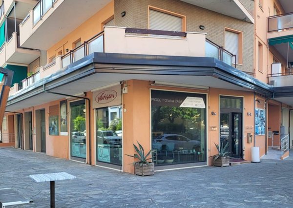 trivano in vendita a Cesenatico in zona Valverde