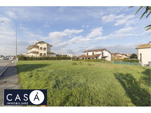 casa indipendente in vendita a Cesenatico in zona Bagnarola