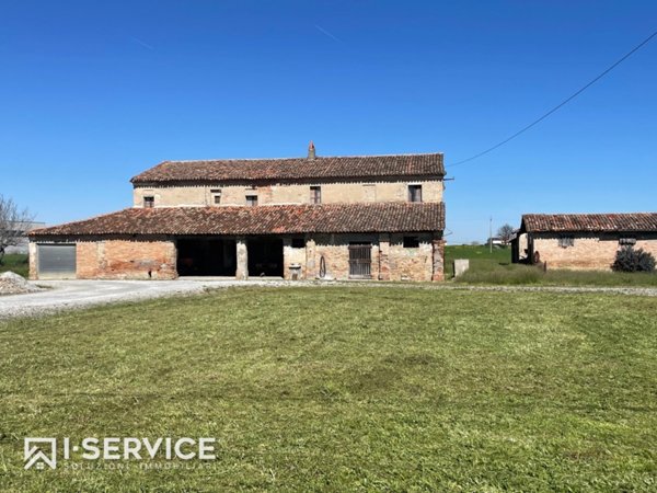 casa indipendente in vendita a Cesenatico in zona Sala