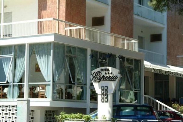 negozio in vendita a Cesenatico in zona Sala