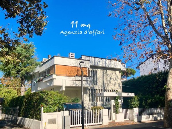 casa indipendente in vendita a Cesenatico