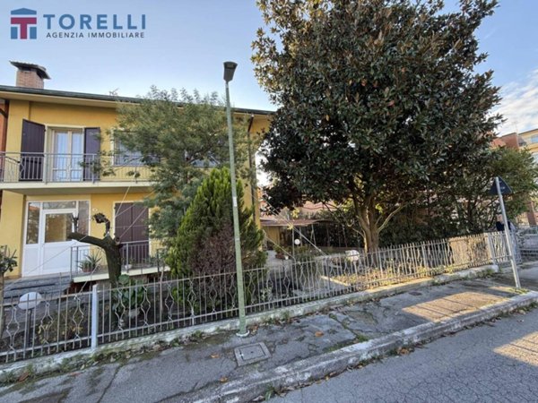 casa indipendente in vendita a Cesenatico in zona Villamarina