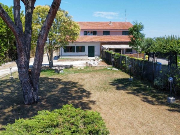 casa indipendente in vendita a Cesenatico in zona Cannucceto