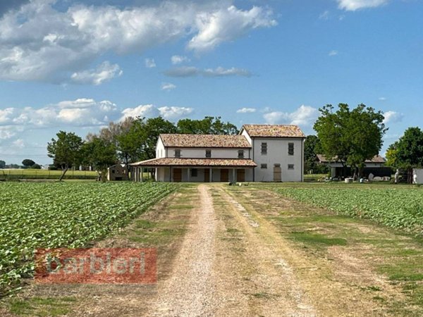 casa indipendente in vendita a Cesenatico in zona Capannaguzzo