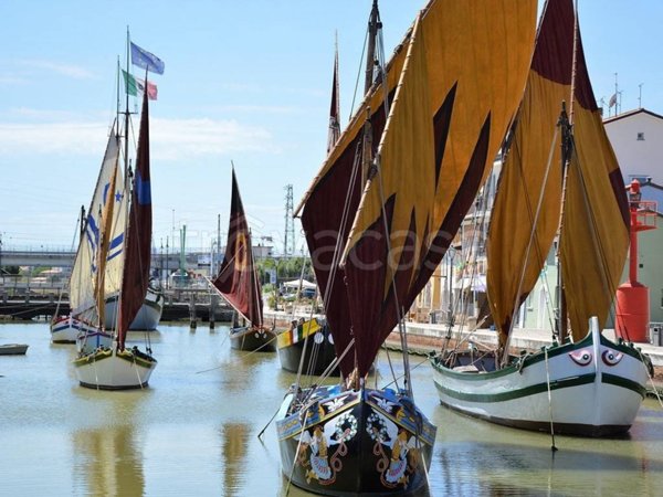 negozio in vendita a Cesenatico
