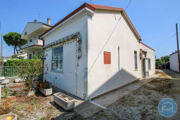 casa indipendente in vendita a Cesenatico in zona Villalta
