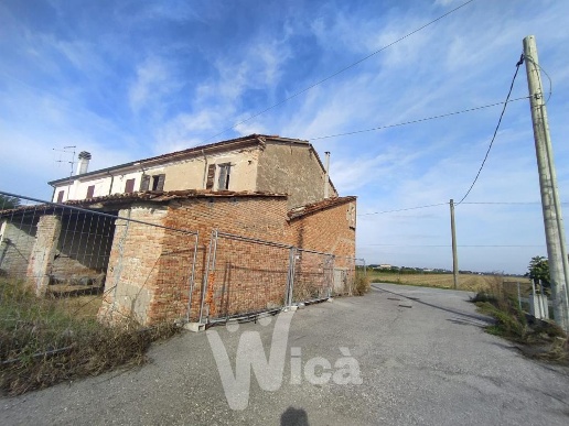 casa indipendente in vendita a Cesenatico in zona Villalta