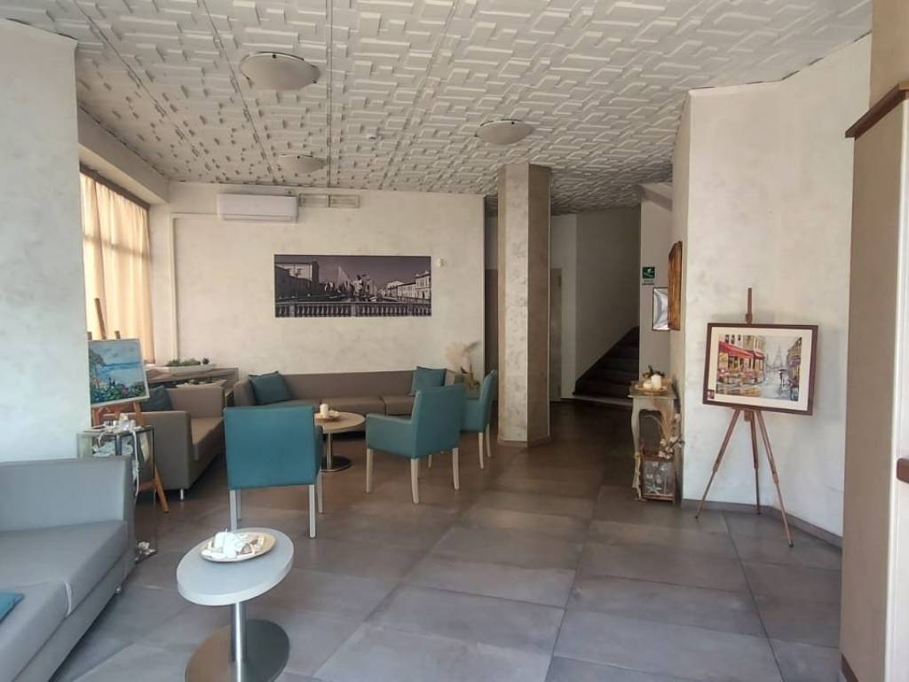 negozio in vendita a Cesenatico