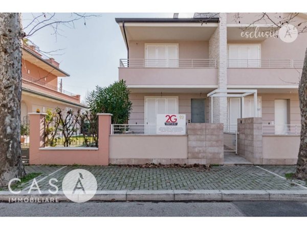 casa indipendente in vendita a Cesenatico