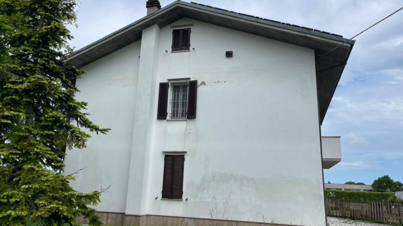casa indipendente in vendita a Cesenatico in zona Bagnarola