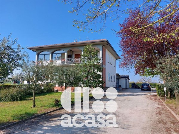 casa indipendente in vendita a Cesenatico in zona Sala