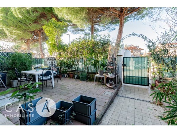 casa indipendente in vendita a Cesenatico in zona Villamarina