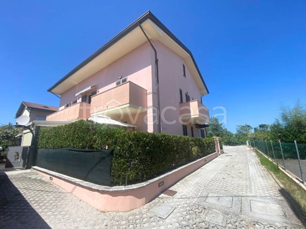 appartamento in vendita a Cesenatico in zona Villamarina