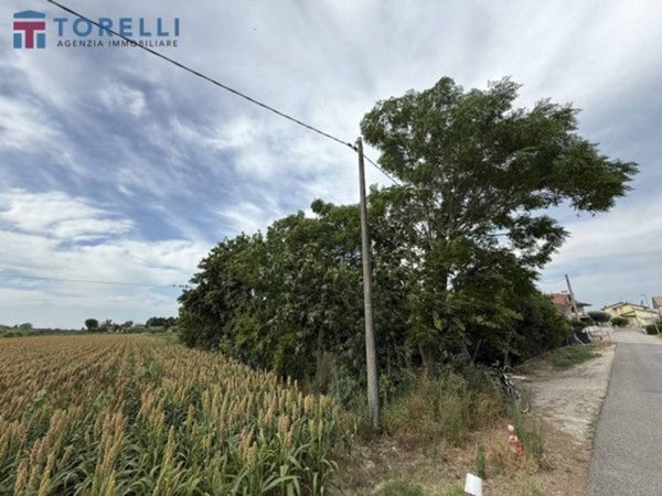 terreno edificabile in vendita a Cesenatico in zona Sala