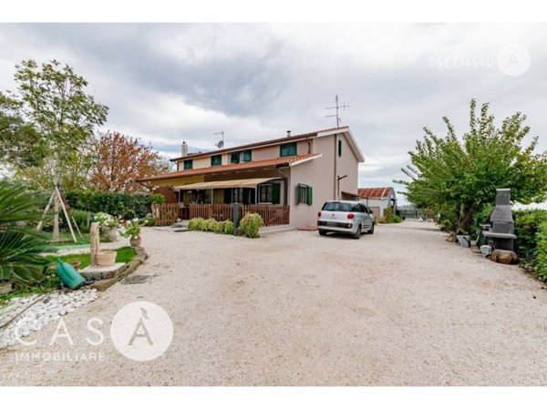 casa indipendente in vendita a Cesenatico in zona Cannucceto