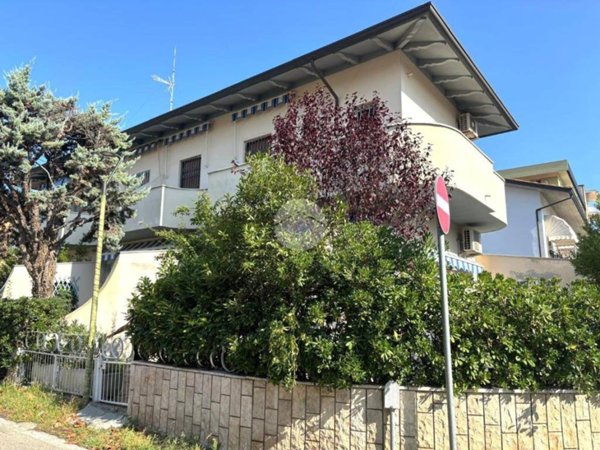 appartamento in vendita a Cesenatico in zona Valverde