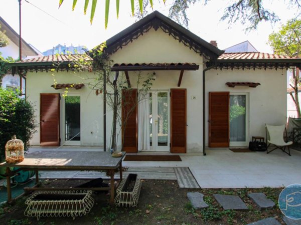 casa indipendente in vendita a Cesenatico in zona Sala