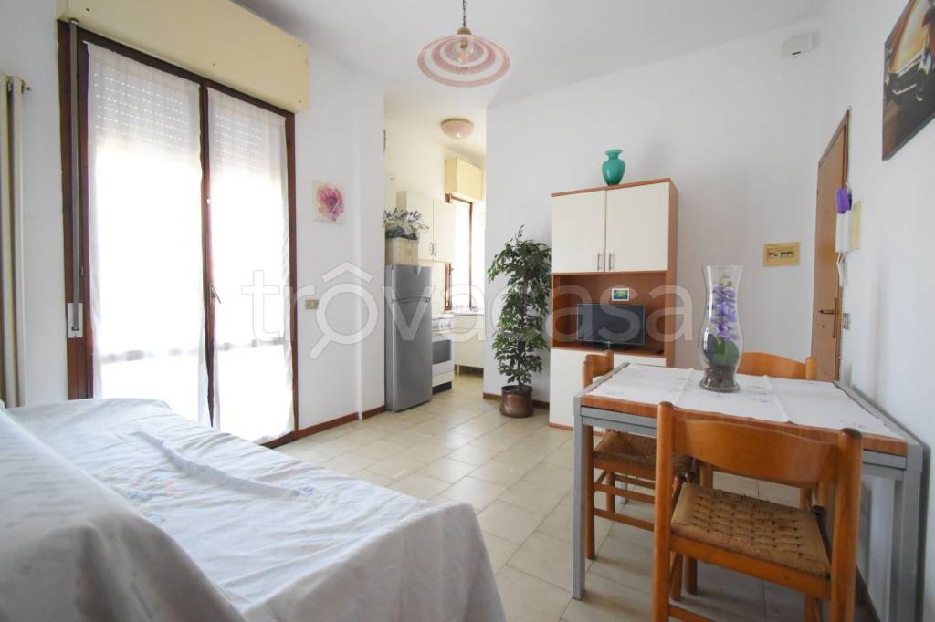 appartamento in vendita a Cesenatico in zona Villamarina