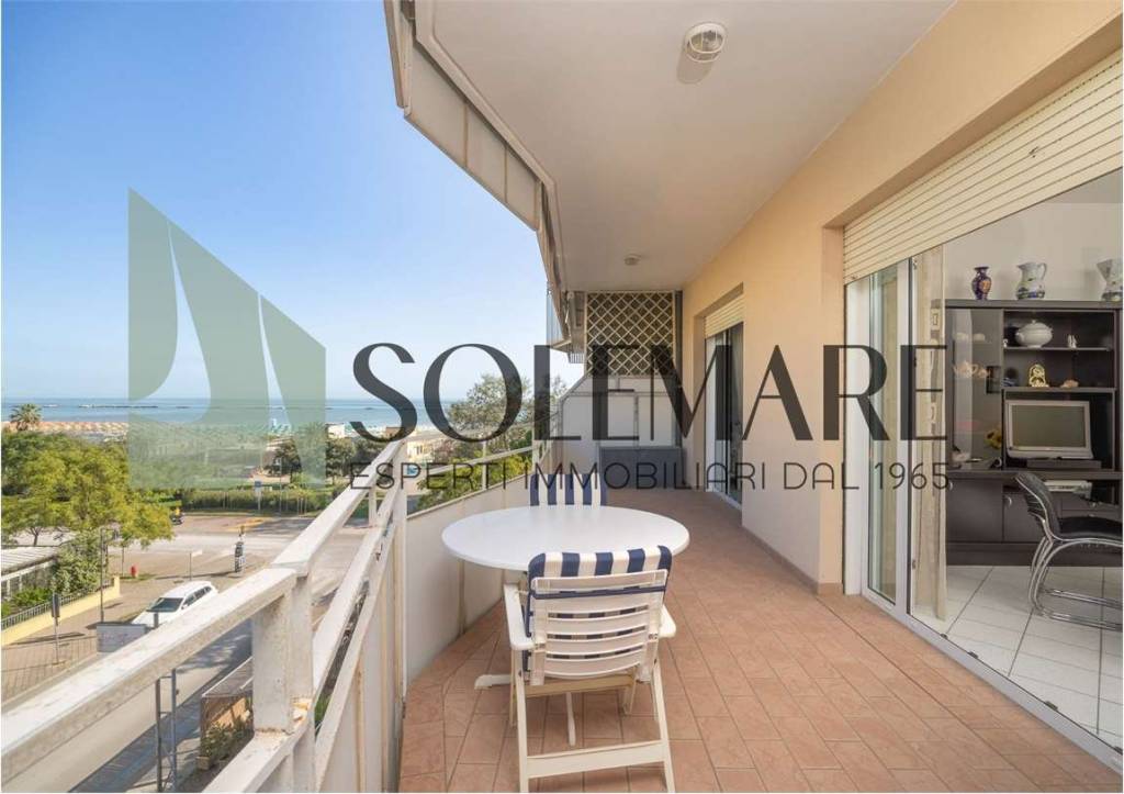 appartamento in vendita a Cesenatico in zona Sala