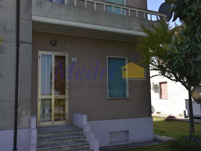 appartamento in vendita a Cesenatico in zona Bagnarola