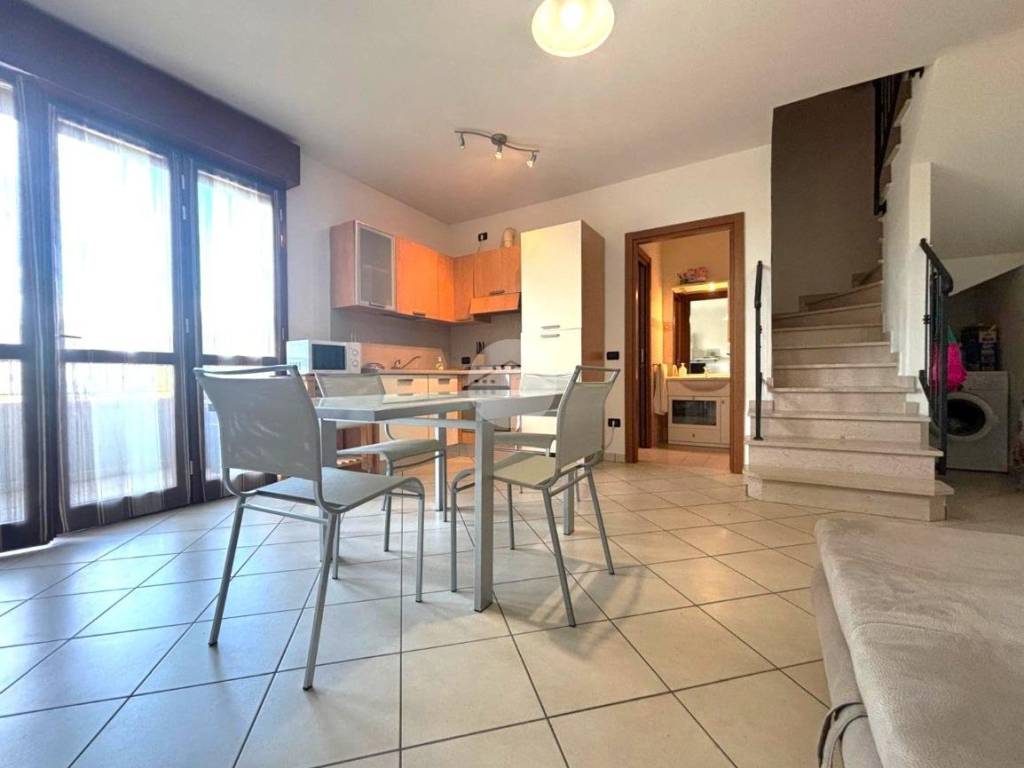 appartamento in vendita a Cesenatico in zona Valverde