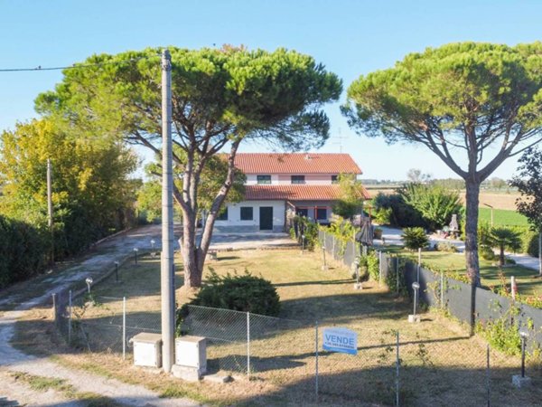 casa indipendente in vendita a Cesenatico in zona Cannucceto