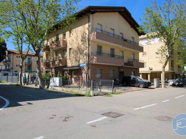 appartamento in vendita a Cesenatico in zona Villamarina